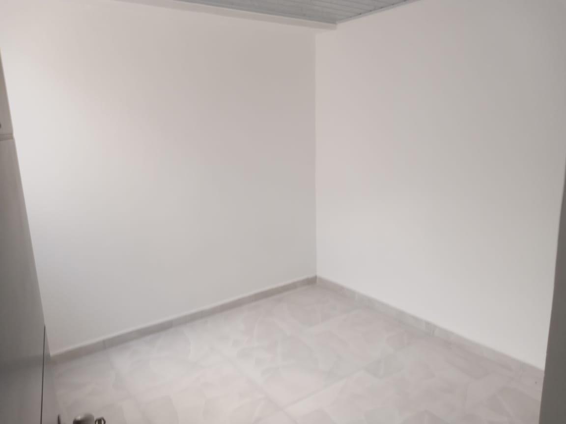 6877420251015075820