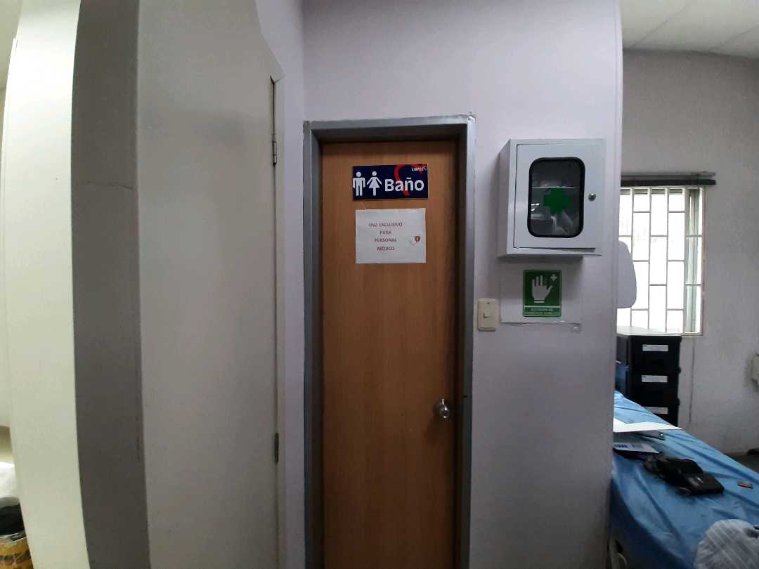 alquilo_local_en_fundadores_en_1726154105-1045_1855