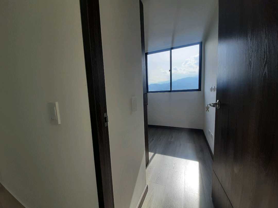 arriendo_apartamento_en_forest_1726176347-1868_4383