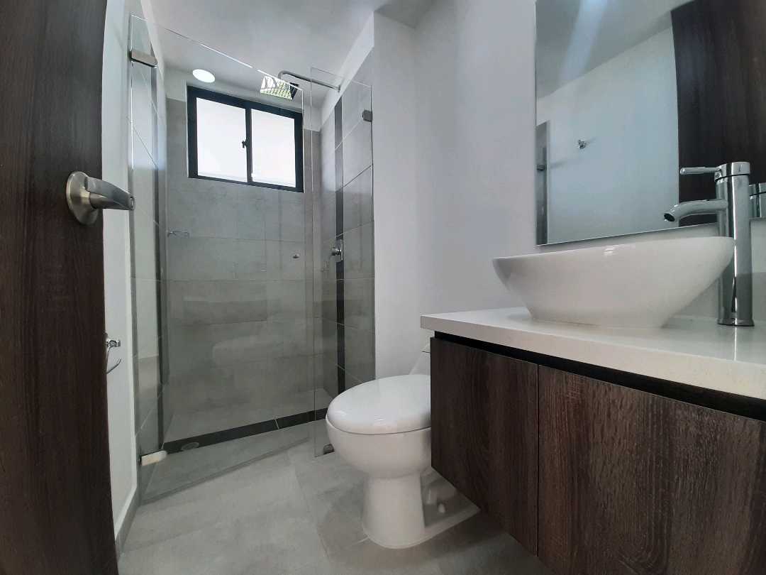 arriendo_apartamento_en_forest_1726176368-5607_889