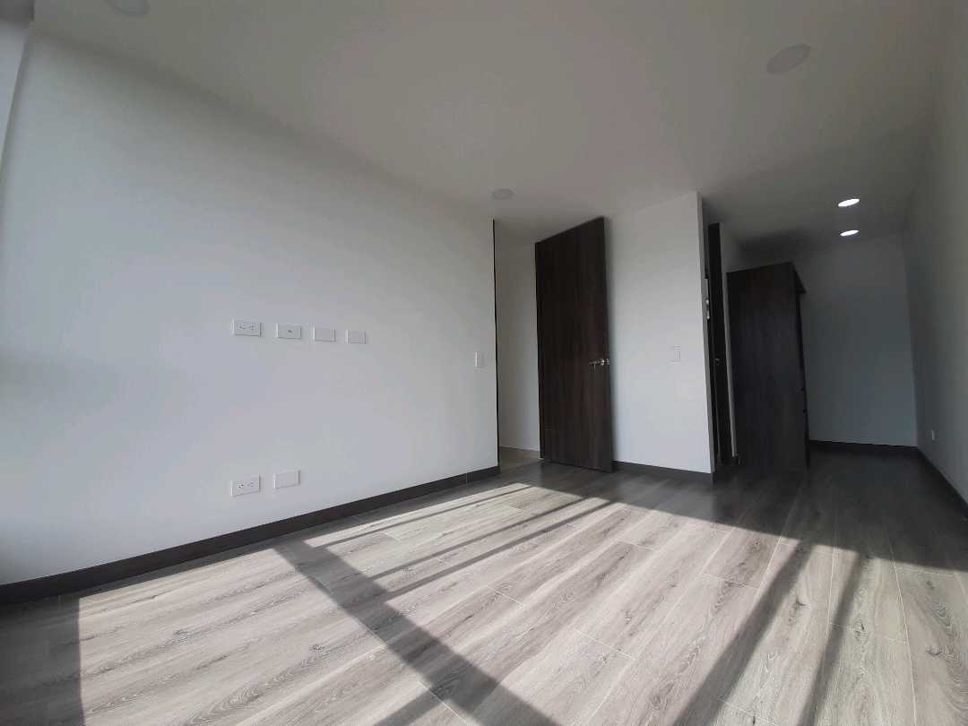 arriendo_apartamento_en_forest_1726176379-6323_3747
