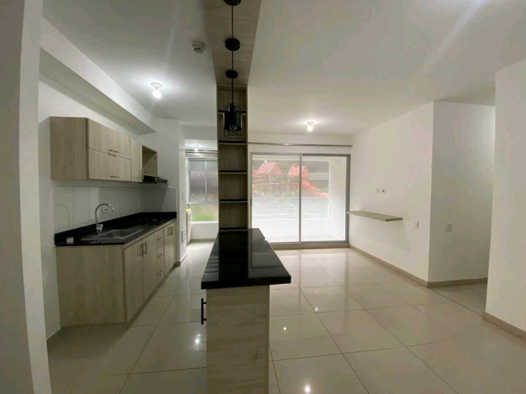 se_arrienda_apartamento_en_360_1768657510-0078_8450