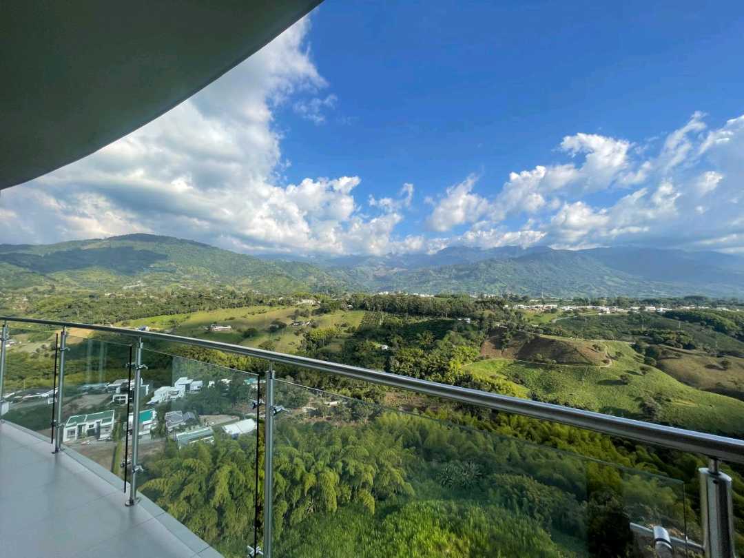 se_vende_penthouse_en_sector_e_1739895342-6376_3209
